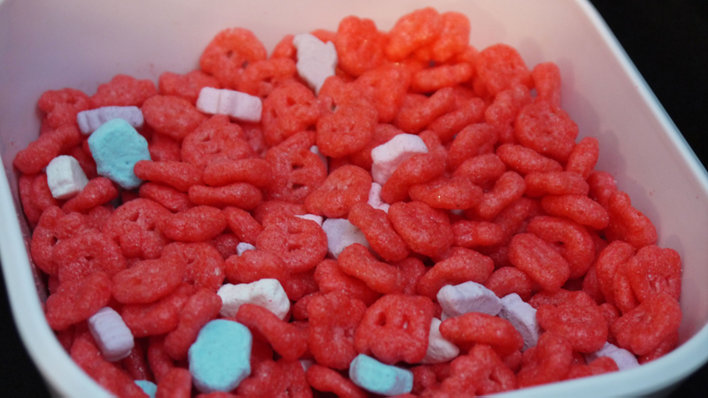 Illustration for article titled Franken Berry: The Snacktaku Monster Cereals Review Spooktacular